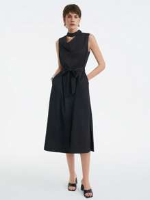SHEIN LUNE Stand Collar Sleeveless Asymmetric Neckline Design Simple Tie-Waist Loose Dual Wear Dress With Side Slits, New For Spring/Summer - Black - View 1