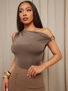 Vixey 紧身不对称金属饰边细节紧身衣，商务休闲女士 - 摩卡棕 - 查看 4