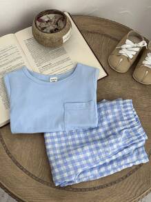 SHEIN Vintaside Kids 2 Pieces Baby Boy Cute Casual Short-Sleeved Top And Plaid Pants Set, Suitable For Summer, Home And Travel