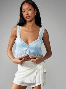 MISSGUIDED Lace Trim Satin Camisole Crop Top Bustier Style Summer Sleeveless Tank Essential Y2K Fashion Cami Top Evening Party Club Wear