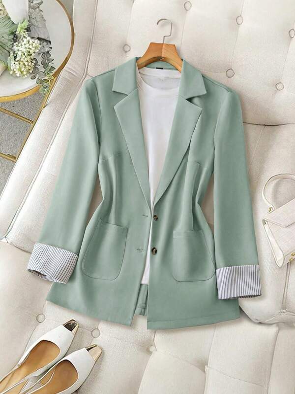 Regalyn Jacke Große Größen für Damen, aus gewebtem Stoff mit Kragen und Langarm, mit kontrastfarbigem gestreiften Aufdruck, elegant Lässig, bequem und figur schmeichelhaft, geeignet für Silvester, Musikfestivals, Valentinstag, Thanksgiving, Weihnachten, Halloween, Ostern, Karneval und andere Anlässe wie Zusammenkünfte, Strandurlaub, Parkpicknicks, Pendeln, Einkaufen und Unterhaltung. Weiches Material, einzigartiges Design, hohes Preis-Leistungs-Verhältnis.