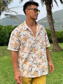 DAZY Summer Multi-Color Floral All Over Print Men's Beach/Holiday Shirt