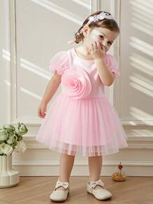 SHEIN Baby Girls' Simple Round Neck Solid Color T-Shirt With Organza Floral Decor, Short Puff Sleeve, Casual Vacation Tops For Summer - Pink - View 3