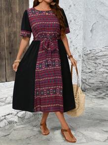EMERY ROSE Plus Size Women Countryside Casual Vintage Patchwork Print Round Neck Short Sleeve Dress With Belt, Vacation Style,Summer Holiday,Vacation Outfits Women,Simple And Fashionable For Everyday Wear,Gifts For Mother,Vacay Vibes,Springbreak,Casual Wear SS,Bohemia