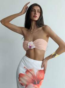 Aloruh Women's Butterfly Decor Cropped Strapless Top, Fashionable