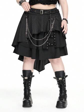 Goth Falda de talla grande asimétrica con cadena de metal de cruz a rayas en estilo gótico