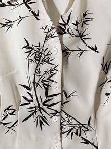 Franclia Elegante und modische, vielseitig einsetzbare Damen Bluse mit Kurzarm, Kragen, geraffter Taille, Rüschensaum, weichem, satinartigem Gewebe mit Baum-Zweig Blumen Muster, nicht dehnbar, für Frühling/Sommer