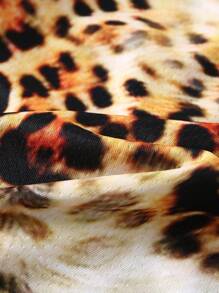 ROMWE MEN Street Life 男士复古卡通人物印花短袖T恤和豹纹短裤套装，春夏