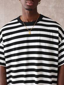 SUMWON 休闲宽松基本款条纹 T 恤街头潮流都市基本款超大短袖 T 恤现代时尚夏季经典款