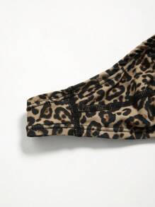 Manfinity KASUA Men's Fashionable Leopard Print Thong Swimwear, Suitable For Summer - Black - View 7