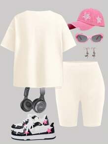 SHEIN Conjunto informal de 2 piezas de niña preadolescente, conformado por una camiseta de manga corta y pantalones cortos, con un patrón de cereza vintage, apropiado para el verano