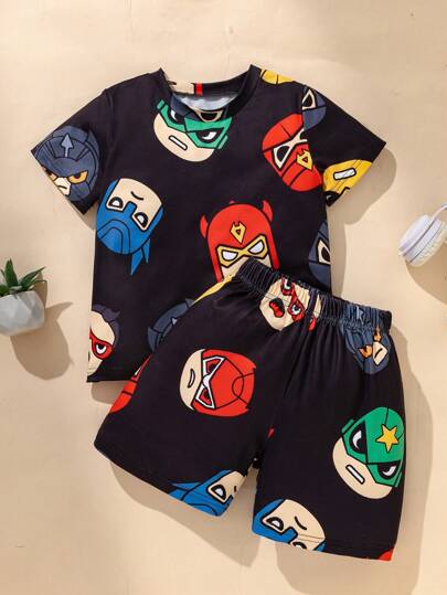 SHEIN Playful Pals Kleine Jungen 2 Stücke/Set Lässig Alltagskleidung Vielseitig Minimalistisch Cartoon Held Grafik Muster Rundhals Kurzarm T-Shirt und Shorts Set, geeignet für Outdoor-Aktivitäten und täglichen Gebrauch, bequem und praktisch, Frühling/Sommer