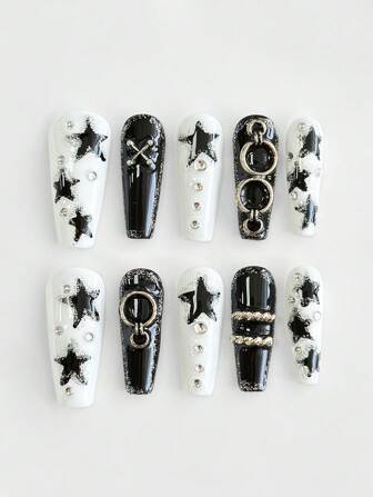 Grunge Punk 10pcs Punk Style Studded Star & Chain Decor Fake Nails + 3 Sheets Double-Sided Adhesive, Removable Gold Glitter & Rhinestone Nail Stickers For Festival, Party, Dancing And Daily Wear