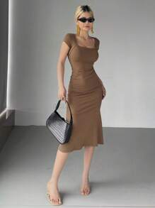 DAZY Vestido midi de mujer con cuello cuadrado envolvente y cola de pez en unicolor - Marrón Chocolate - Ver 6