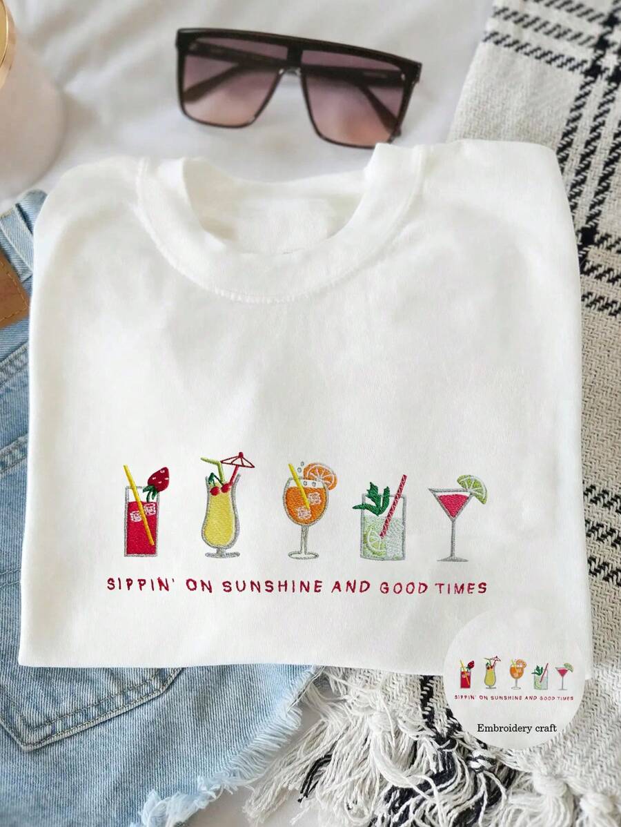 刺绣鸡尾酒图案女式 T 恤，适合啤酒花园和花园派对的夏季 T 恤