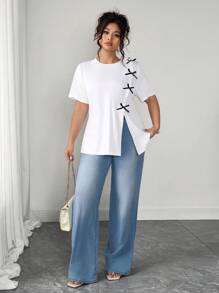Calvaya Elegant & Casual Bow Decor White Open Side Round Neck Short Sleeve Plus Size T-Shirt, Summer