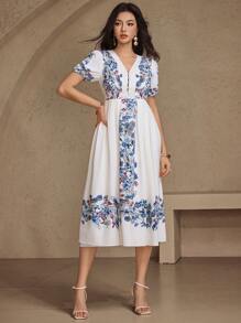 DAZY Vestido de mujer de largo medio con estampado de porcelana azul y blanco con escote en V, atuendo bohemio de vacaciones - Azul - Ver 5