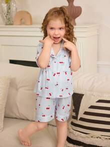 SHEIN Set da 3 pezzi di maglietta a maniche corte e pantaloncini a righe con stampe di ciliegie per bambine e ragazze, adatto per primavera/estate