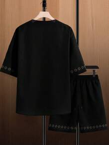 Manfinity RSRT Loose Fit Men's Geometric Print Notched Collar Top And Shorts Set - Black - View 2