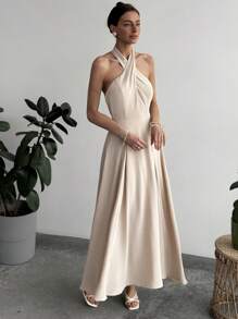 Aloruh Women's Elegant White Woven Fabric Halter Maxi Dress With Criss-Cross Neckline And Flared Hem - White - View 4