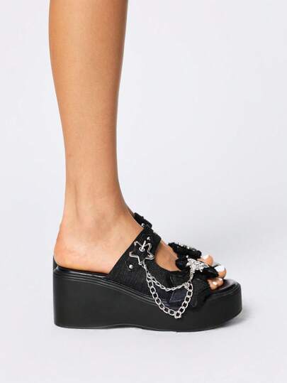 Grunge Punk Women's Black High Heel Sandals, Summer Open Toe Goth Punk Rock Riveted Criss-Cross Strap Roman Beach Wedge Platform Sandals, Halloween