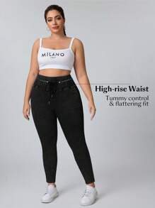 Flexra Pantalones vaqueros casuales de color liso talla grande, adecuados para el verano - Negro - Ver 3