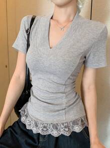 DAZY Women's V-Neck Elastic Fitted Contrast Lace Short Sleeve T-Shirt
