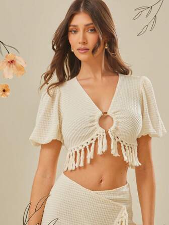  L'Amorae 女士度假纯色圆环流苏泡泡袖短款上衣，伊比沙岛服装