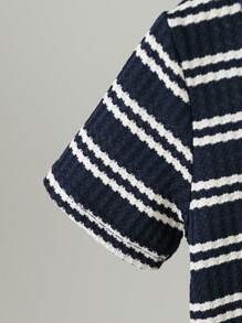 SHEIN 1pc Young Boy Casual Collegiate Waffle Stripe Pique Polo Shirt, Suitable For 4-7 Year Old Boys To Wear In Spring & Summer, Suitable For Outdoor, School, And Home Wear - Royal Blue - View 3