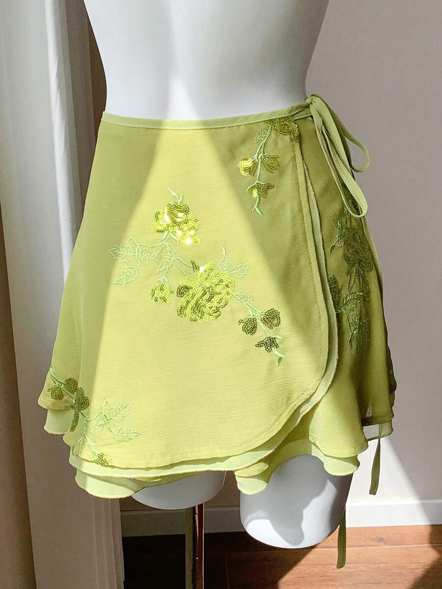 Comfortcana 大码女式花卉亮片系带侧围裙 - 綠色 - 查看 1