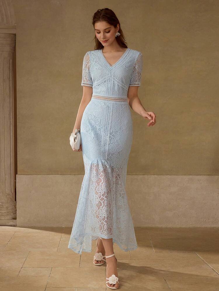 LACE MERMAID HEM DRESS