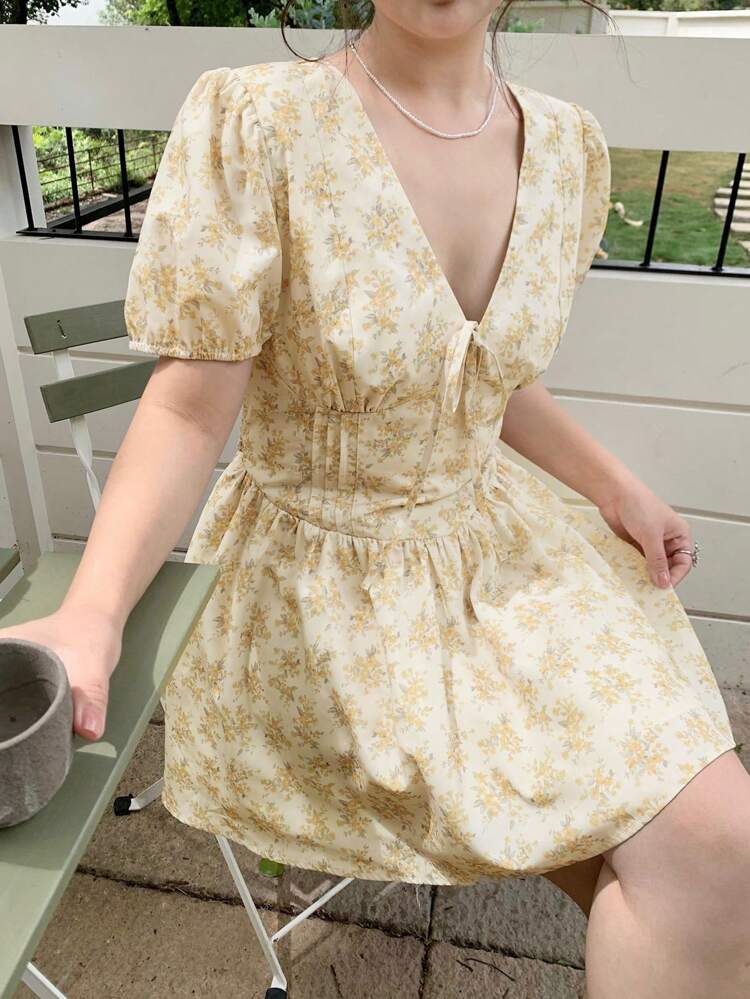 Dazy Plus Short Ditsy Floral V-Neck Casual Mini Dress For Summer Boho