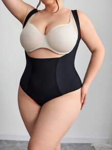 SHEIN CURVE+ Traje de Body moldeador de talla grande de color sólido con sujetador bajo, curvas plus, atuendos de vacaciones bohemias de verano/campo/vacaciones en la playa/atuendos de playa/ropa de playa