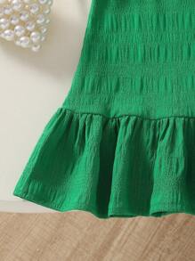SHEIN Playful Pals 女童荷葉邊無袖純色洋裝 休閒舒適 夏季公主風 百搭外出與疊穿 嬰幼女童服飾 女孩洋裝 - 綠色 - 查看 7