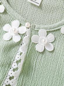 SHEIN 女孩优雅甜美可爱基本款白色开衫夹克，白色条纹纹理弹力波浪条纹面料，带有 3D 花卉装饰，适合春季、夏季、秋季