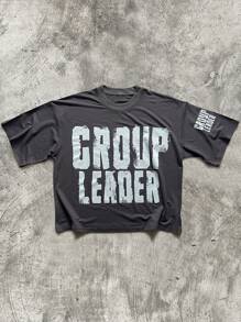 Manfinity EMRG Locker sitzende Cartoon Comics T-Shirt mit stehkragen, Fledermausärmeln und Crop-Schnitt, Streetwear Stil