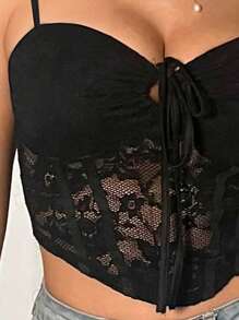 Firerie Nuovo stile top donna in pizzo e patchwork con spalline, top estivi carini, outfit estivi da donna, look per vacanze, outfit spiaggia, outfit festival, outfit garden festa