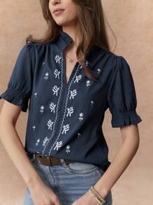 Écloséra Chemisier à manches bouffantes rouge brodé pour femme