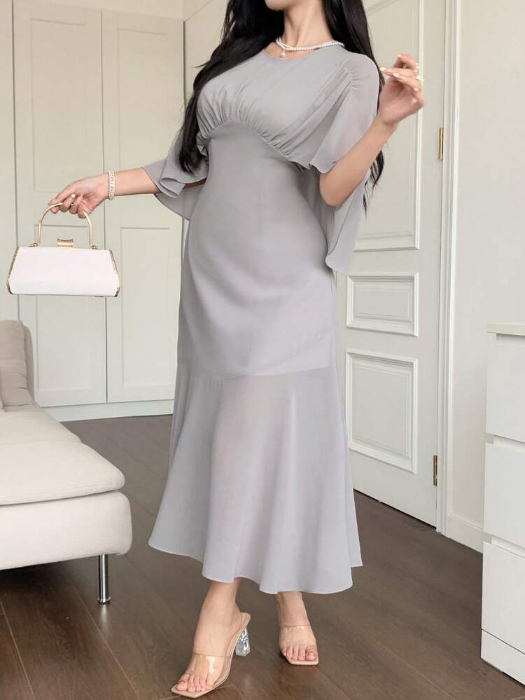 Women's Elegant Solid Color Ruched Mid-Length Dress