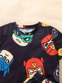 SHEIN Playful Pals 2 件套年轻男童休闲日常百搭简约趣味卡通英雄图案印花圆领短袖 T 恤和短裤套装，适合户外活动和日常穿着，舒适便捷，春夏季 - 黑色 - 查看 3