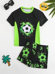 Traje de baño para niños pequeños con estampado de fútbol de manga corta y shorts (estampado fijo)