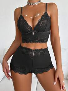 SHEIN 珍珠链装饰性感蕾丝吊带背心和短裤睡衣套装 - 黑色 - 查看 3