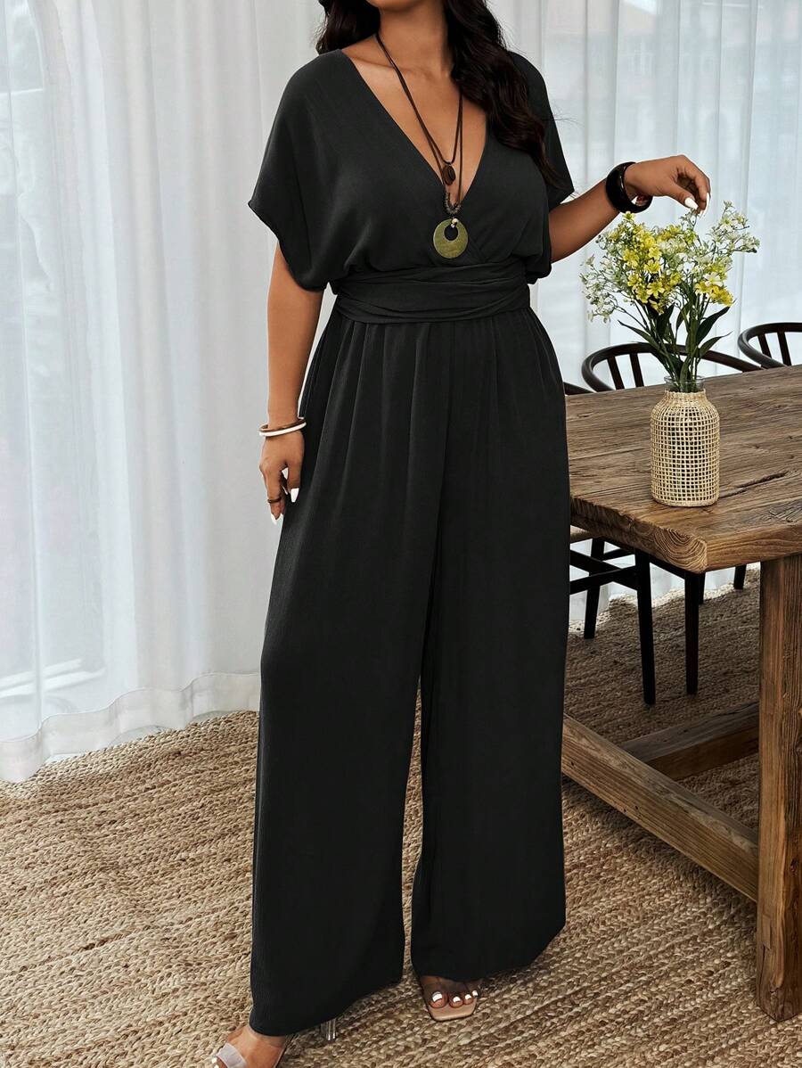 SHEIN Clasi Plus Size Solid Color V-Neck Short Sleeve Jumpsuit, Fashionable For Summer - Black - View 1