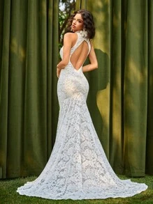 Glamrae 婚纱礼服：立领、无袖露背设计，优雅性感飘逸的鱼尾A字裙，凸显新娘的优雅气质——完美适用于婚礼仪式、正式庆典、红毯活动、豪华招待会和晚宴，以及户外森林海滩度假等夏季各种场合。 - 白色 - 查看 2
