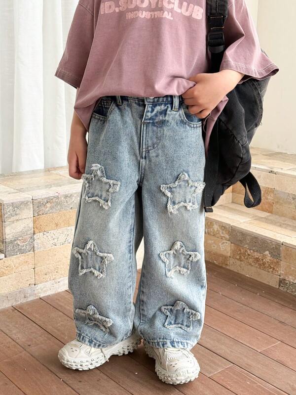 SHEIN Young Boy New Fashion Distressed Stonewashed Frayed Edge Star Print Baggy Blue Denim Jeans,For Boys Spring/Summer Clothes And Daily Wear Outfits