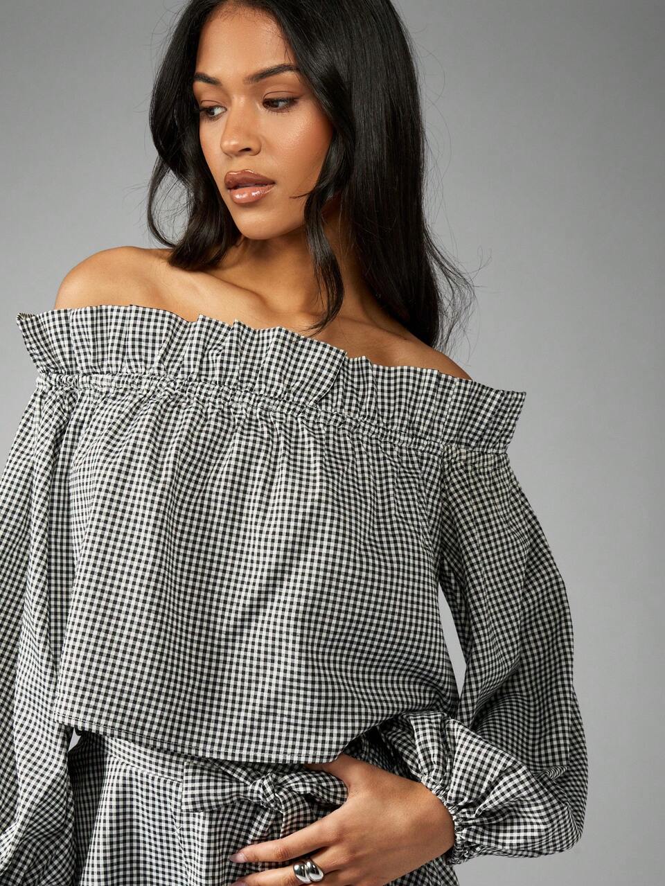 MISSGUIDED Off-Shoulder Gingham Crop Top, Langarm Rüschen Sommer Frühling Festival Lässig Strand Boho Urlaub Party Top