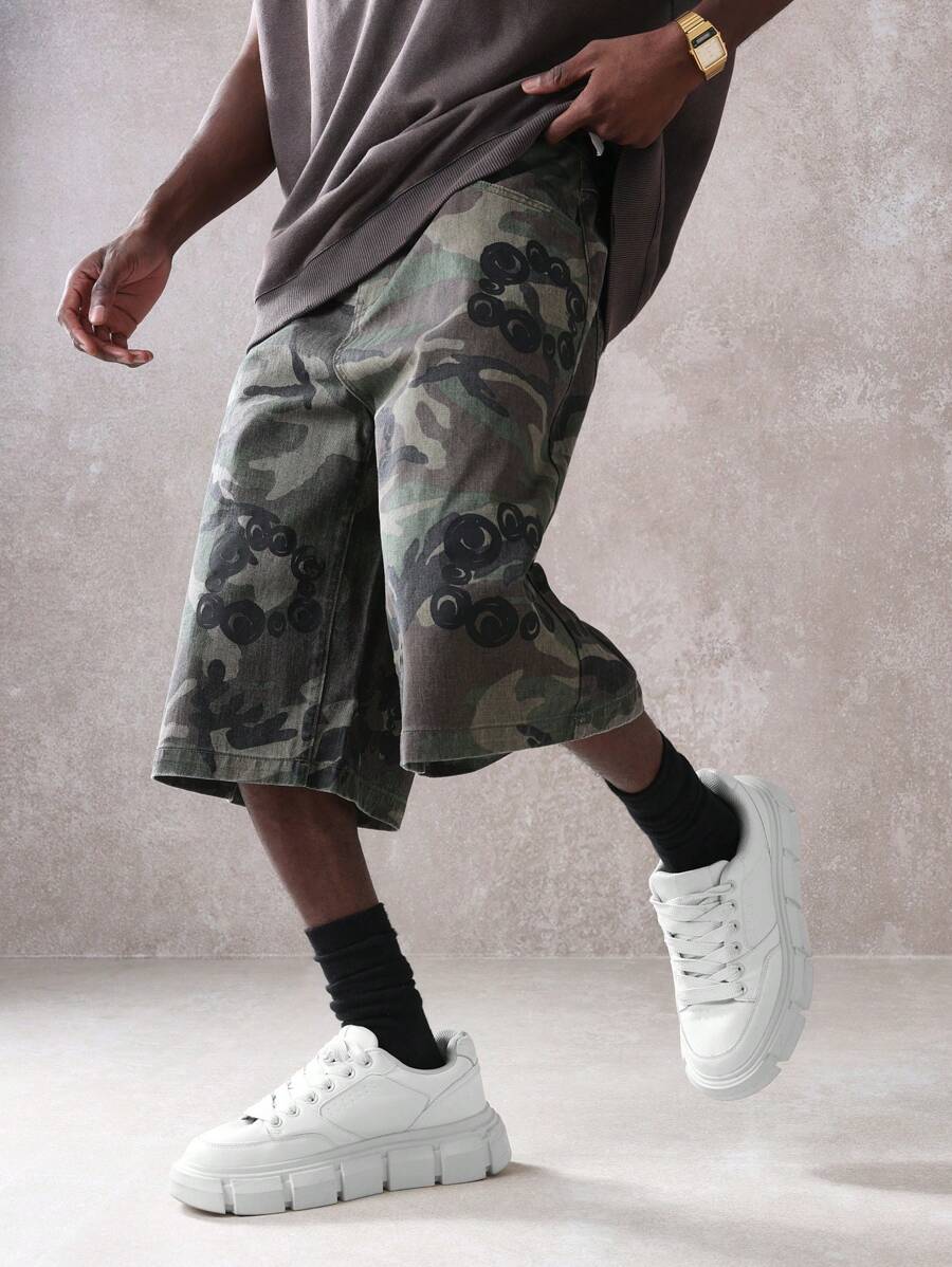 SUMWON 军装风工装牛仔短裤阔腿作战风格印花迷彩图案宽松齐膝长度夏季街头休闲短裤户外探险都市时尚 - 彩色 - 查看 1