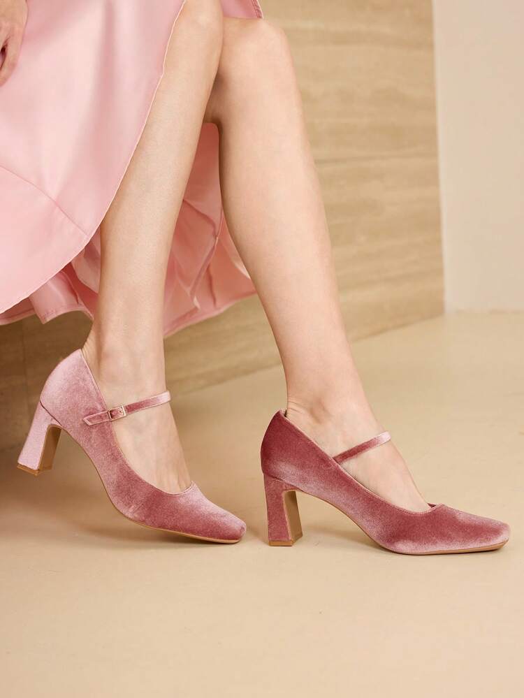 SQUARE TOE HIGH HEEL MARY JANE PUMPS