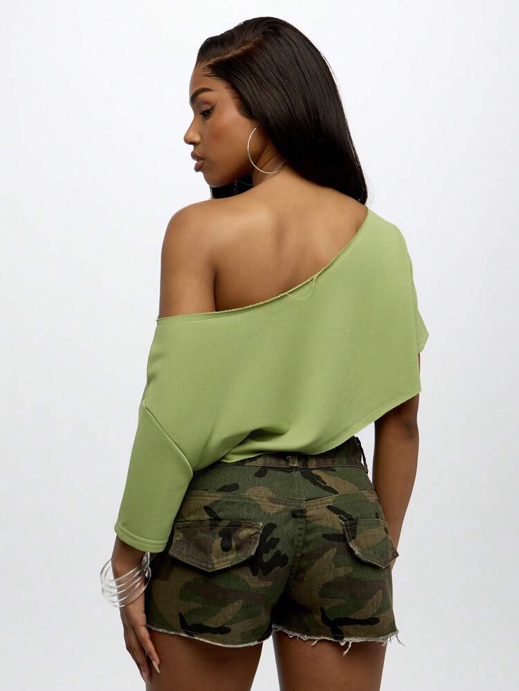 SUMWON Off Shoulder Rider Graphic Print Crop T-Shirt Athleisure Street Style Casual Modern Urban Fashion Statement Summer Fall Spring