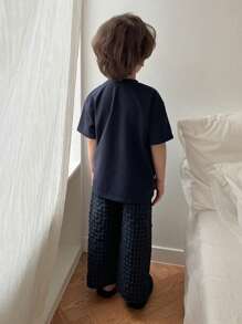 DAZY 2 piezas Conjunto de ropa para niño pequeño con top de punto de manga corta con estampado de letras y pantalón tejido a cuadros para usar en casa, primavera/verano